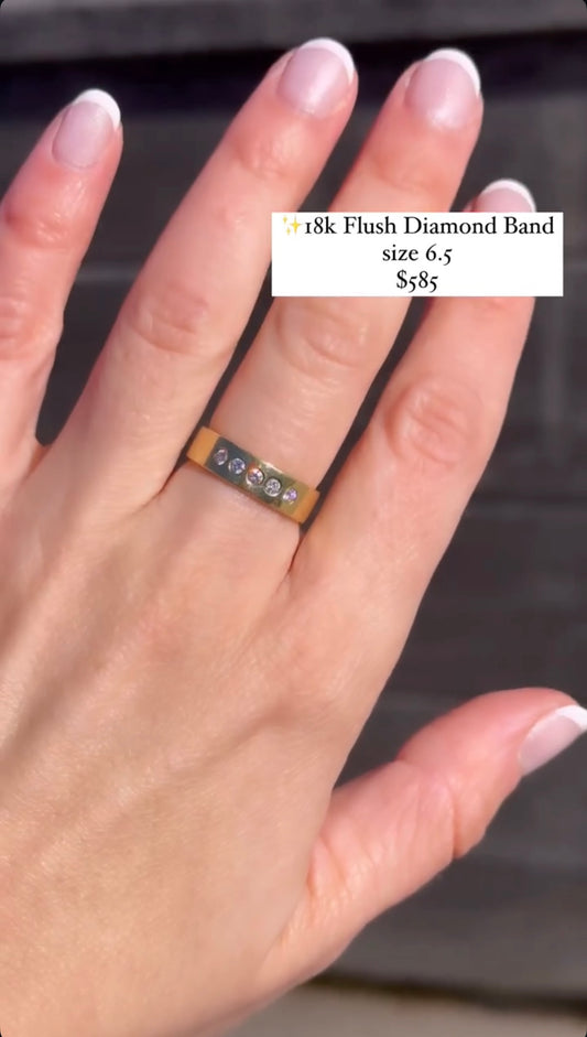 18k Flush Diamond Band Ring